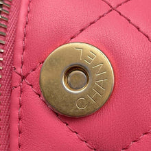 将图像加载到图库查看器中，CHANEL Matelasse Vanity ChainShoulder Bag Pink Lambskin
