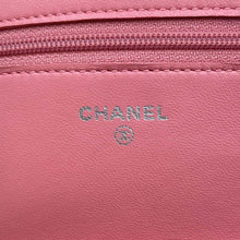 将图像加载到图库查看器中，CHANEL Matelasse Chain wallet PinkAP0250 Lambskin
