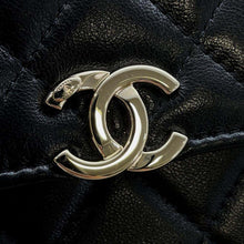 将图像加载到图库查看器中，CHANEL Matelasse Top Handle Chain Shoulder Bag Black Lambskin
