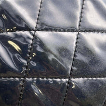 将图像加载到图库查看器中，CHANEL Matelasse ChainTote Bag Black/Gray Plastics Leather
