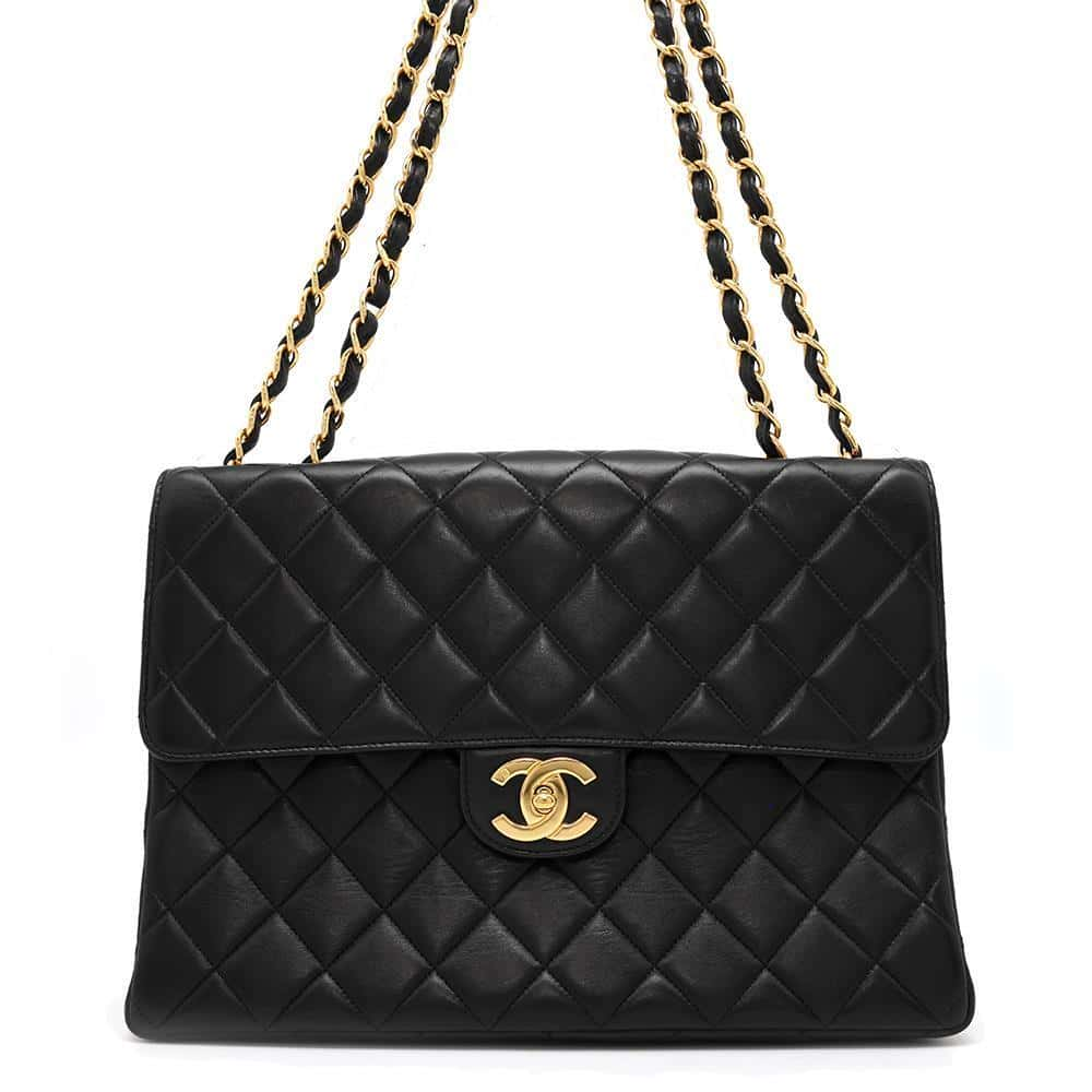 CHANEL Matelasse Single Flap ChainShoulder Bag Black Lambskin Size 30