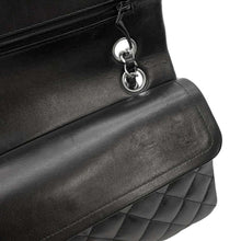 将图像加载到图库查看器中，CHANEL Matelasse Double Flap ChainShoulder Bag Black A01113 Lambskin
