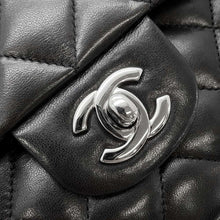 将图像加载到图库查看器中，CHANEL Matelasse Double Flap ChainShoulder Bag Black A01113 Lambskin
