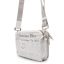 将图像加载到图库查看器中，Dior Daniel Arsham Collaboration Newspaper Pochette Bag White Leather
