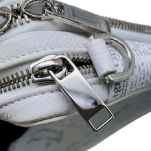 将图像加载到图库查看器中，Dior Daniel Arsham Collaboration Newspaper Pochette Bag White Leather
