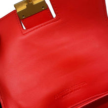 将图像加载到图库查看器中，Bottega Veneta Piazza 2way Bag Red Leather
