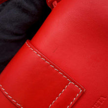 将图像加载到图库查看器中，Bottega Veneta Piazza 2way Bag Red Leather
