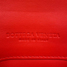 将图像加载到图库查看器中，Bottega Veneta Piazza 2way Bag Red Leather
