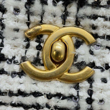 Load image into Gallery viewer, CHANEL 2wayChainShoulder WhiteAS4284 Tweed Leather
