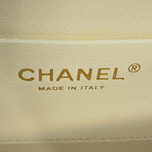 将图像加载到图库查看器中，CHANEL 2wayChainShoulder WhiteAS4284 Tweed Leather
