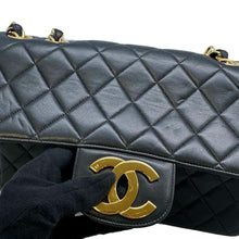 Load image into Gallery viewer, CHANEL Jumbo Matelasse ChainShoulder Black A04412 Lambskin Size 30
