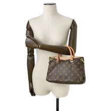 将图像加载到图库查看器中，LOUIS VUITTON Pallas Beige M50197 Monogram Size BB
