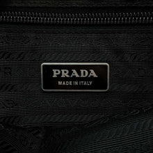 将图像加载到图库查看器中，PRADA Shoulder Bag Black Nylon
