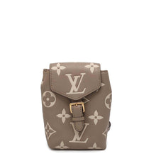 将图像加载到图库查看器中，LOUIS VUITTON Tiny Backpack Beige M80738 Bicolor Monogram Empreinte Leather
