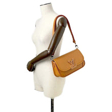 将图像加载到图库查看器中，LOUIS VUITTON Busy NM GoldMiel M59459 Epi Leather
