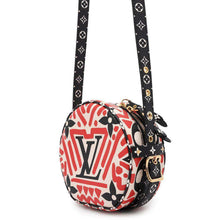 Load image into Gallery viewer, LOUIS VUITTON LV Crafty Boite Chapeau Soupour Claim RougeM45366 Monogram / Giant
