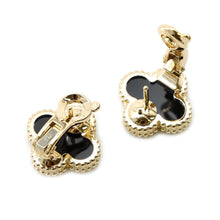 将图像加载到图库查看器中，Van Cleef &amp; Arpels Vintage Alhambra EarringVCARA44200 18K Yellow Gold
