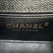 将图像加载到图库查看器中，CHANEL Boy Chanel ChainShoulder Bag Black A67364 Caviar Leather Size Mini
