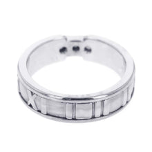 Load image into Gallery viewer, TIFFANY&amp;Co. Atlas ring 3P diamond Size #12 18K White Gold
