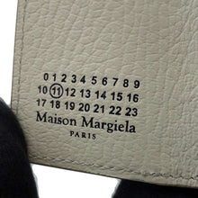 Load image into Gallery viewer, Maison Margiela Maison Margiela Trifold Wallet WhiteS36UI0416 Leather
