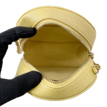 将图像加载到图库查看器中，CHANEL Matelasse Round Chain Shoulder Yellow A70657 Caviar Leather
