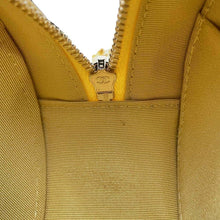 将图像加载到图库查看器中，CHANEL Matelasse Round Chain Shoulder Yellow A70657 Caviar Leather
