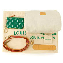 将图像加载到图库查看器中，LOUIS VUITTON Speedy P9 Bandouliere Vert M24423 Calf Leather Size 25
