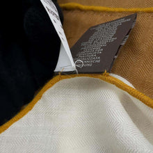 Load image into Gallery viewer, HERMES Triangle Geant &quot;Ball Debstacle&quot; White/Caramel/Curry Cashmere70% Silk30% Leather
