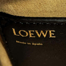 将图像加载到图库查看器中，LOEWE Amazona Square BlackA039N21X01 Calf Leather Size 16
