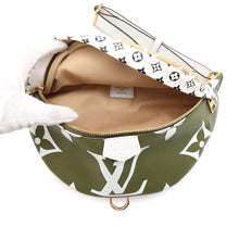 Load image into Gallery viewer, LOUIS VUITTON Bumbag Khaki/White/BeigeM44611 Monogram Monogram Giant
