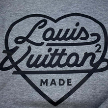 Load image into Gallery viewer, LOUIS VUITTON Louis Vuitton x NIGO heart logo print sweatshirt Size M Gray Cotton100%
