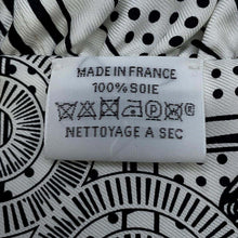 将图像加载到图库查看器中，HERMES Twilly Frill Apron Doll Bandana Eperon d&#39;Or Bandana White/Black Silk100%
