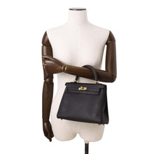 Load image into Gallery viewer, HERMES Kelly Retourne Black Togo Leather Size 25
