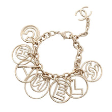 将图像加载到图库查看器中，CHANEL CC Logo/Logo Circle Bracelet Champagne Gold Metal
