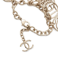 将图像加载到图库查看器中，CHANEL CC Logo/Logo Circle Bracelet Champagne Gold Metal
