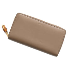 将图像加载到图库查看器中，GUCCI BambooZip Around Long Cloth Beige453158 Leather
