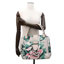 将图像加载到图库查看器中，BURBERRY Flower Buckle Tote Jasmin Flower4042346 Leather
