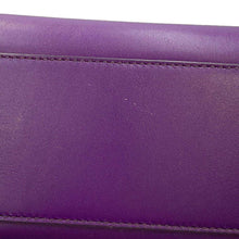 将图像加载到图库查看器中，Ferragamo Gancini Juliet Handbag Purple/Red 21D658 Leather
