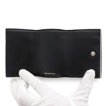 将图像加载到图库查看器中，BALENCIAGA Compact wallet White 558208 Leather
