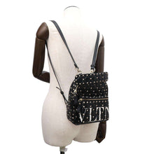 将图像加载到图库查看器中，Valentino Garavani VLTN Rock Studded Backpack Black Leather
