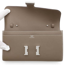 将图像加载到图库查看器中，HERMES Constance to Go Etoupe Epsom
