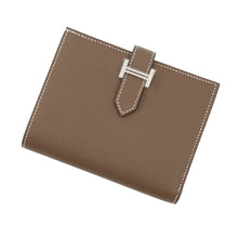 Load image into Gallery viewer, HERMES BEAN Compact Etoupe Veau Madame
