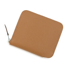 Load image into Gallery viewer, HERMES Silk in compact Gold Epsom
