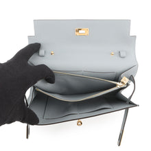 Load image into Gallery viewer, HERMES Kelly Wallet Long To Go Green Pantan Epsom
