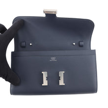 将图像加载到图库查看器中，HERMES Constance to Go Blue Nuit Evercolor
