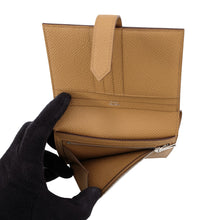 Load image into Gallery viewer, HERMES Bean compact Biscuit Epsom
