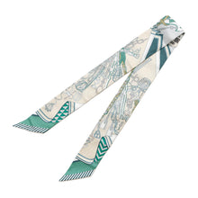 将图像加载到图库查看器中，HERMES Twilly Saddler&#39;s Bouquet Green/Yellow/Beige Silk 100%
