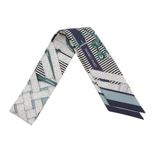 将图像加载到图库查看器中，HERMES Twilly MORS A JOUETS CHEMISE horse bit Caban/Vert/Blanc Silk100%
