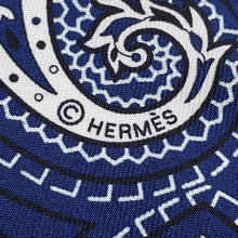 Load image into Gallery viewer, HERMES Twilly CHEVAL DE COEUR BANDA Breeze Jean / Blue Marine / WhiteH064259S 01 Silk100%
