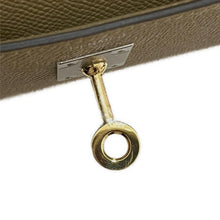 Load image into Gallery viewer, HERMES Kelly Sellier Poussiere Epsom Size 25
